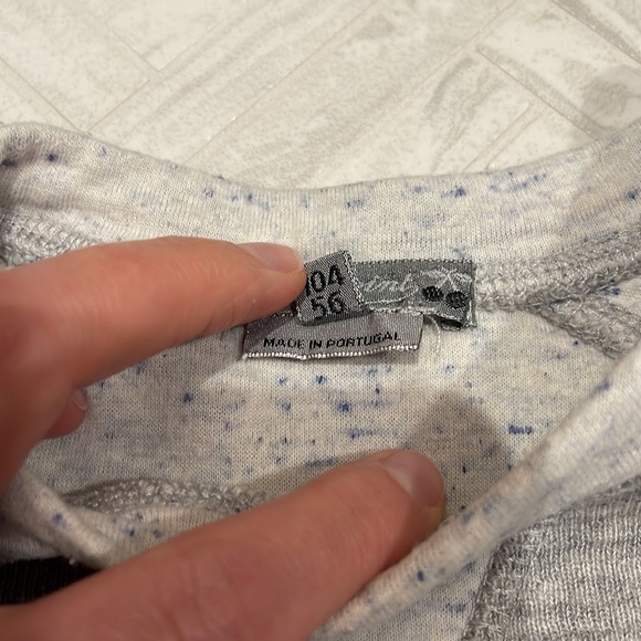 Bonpoint star gray marked sweatshirt, size 4 - Picture 4 of 7